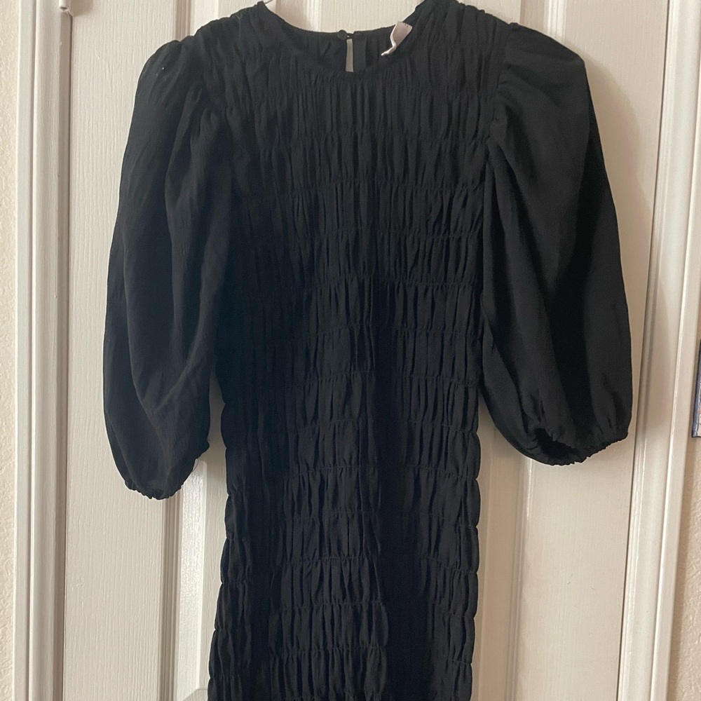 mango mng black women Stretchy Ruffle dress with puffy Sleeves size S